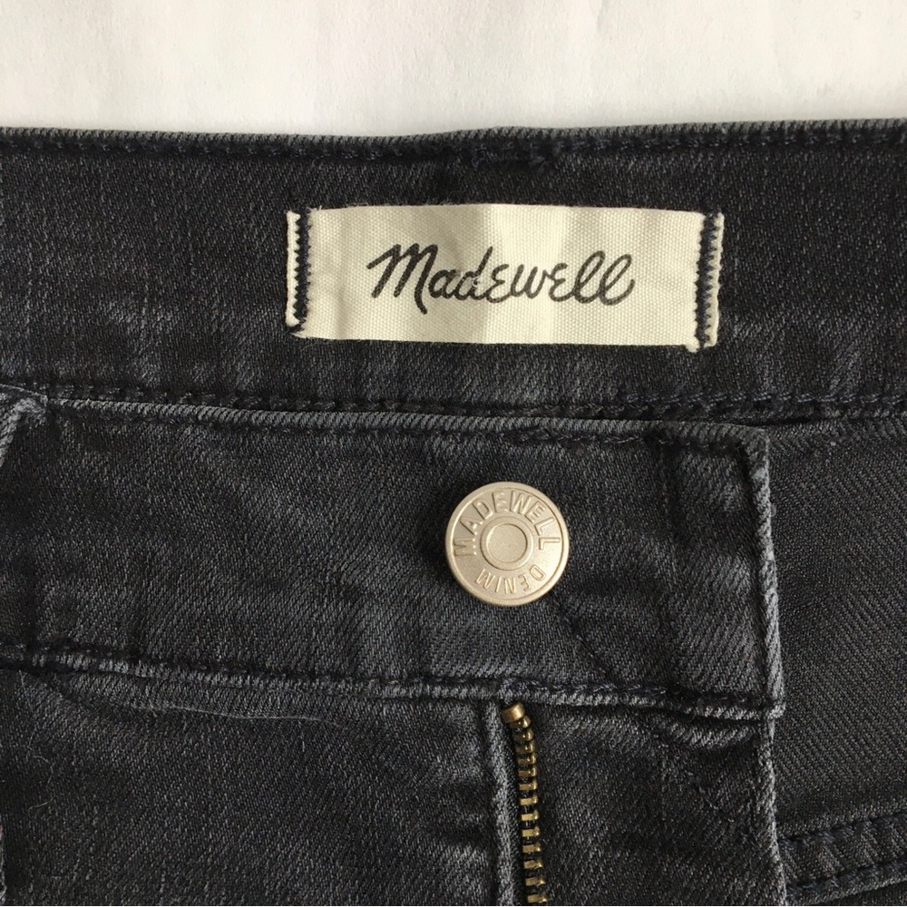 Madewell The Perfect Jean Short Ripped Edition in Underwood Wash Black Size 30 - Picture 8 of 17